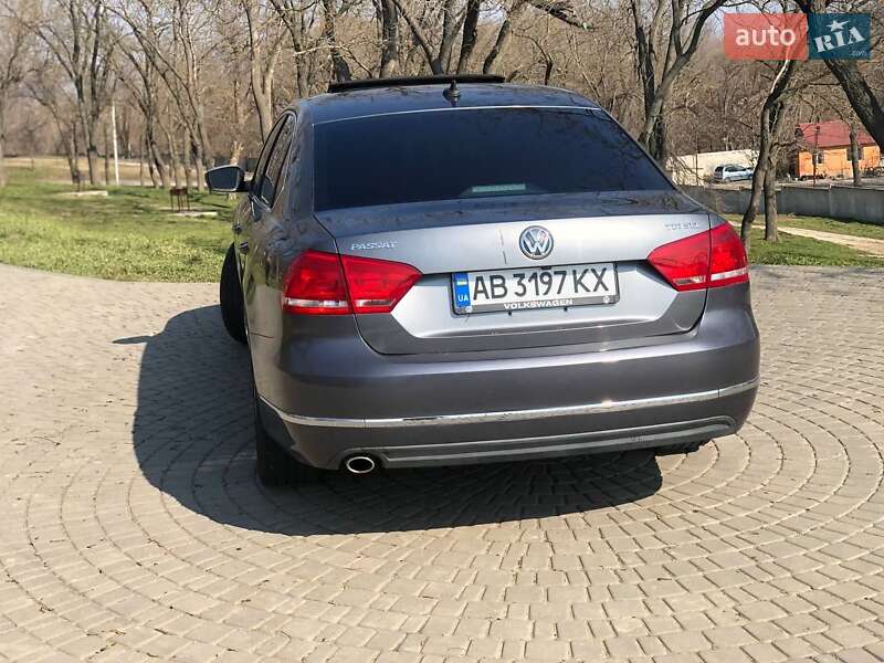 Седан Volkswagen Passat 2014 в Измаиле