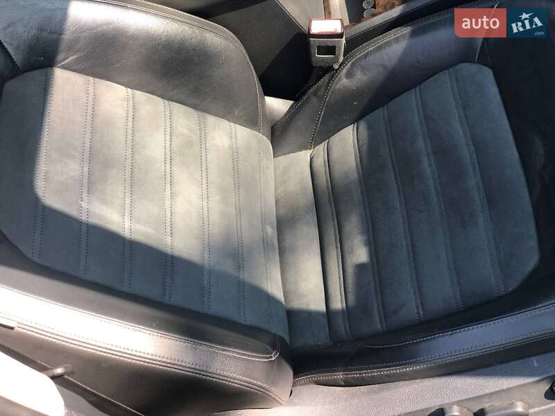 Седан Volkswagen Passat 2014 в Измаиле