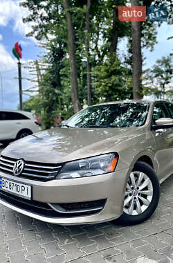 Седан Volkswagen Passat 2015 в Львове