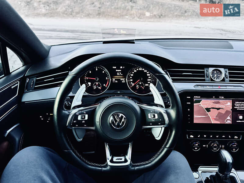 Седан Volkswagen Passat 2016 в Вінниці