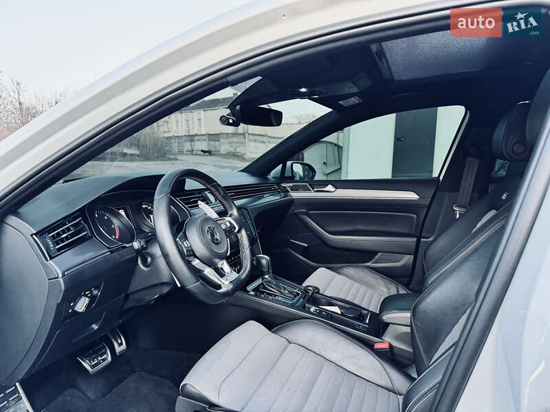 Седан Volkswagen Passat 2016 в Вінниці