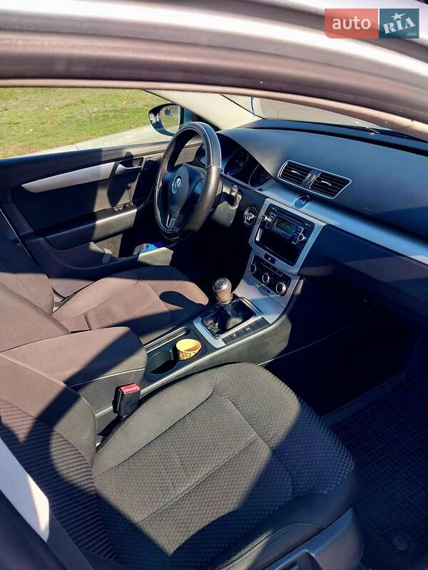Универсал Volkswagen Passat 2014 в Николаеве