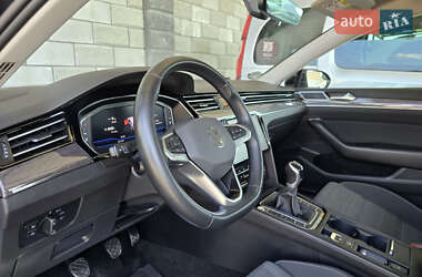 Универсал Volkswagen Passat 2021 в 