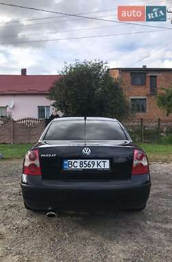 Седан Volkswagen Passat 2001 в Львові