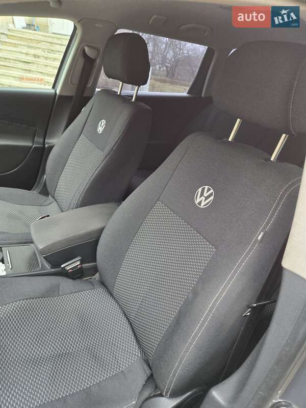 Універсал Volkswagen Passat 2006 в Івано-Франківську