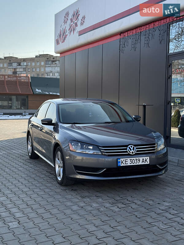 Седан Volkswagen Passat 2013 в Кривом Роге
