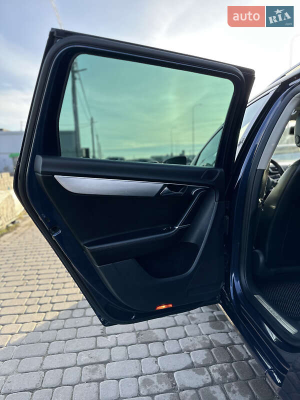 Универсал Volkswagen Passat 2011 в Львове