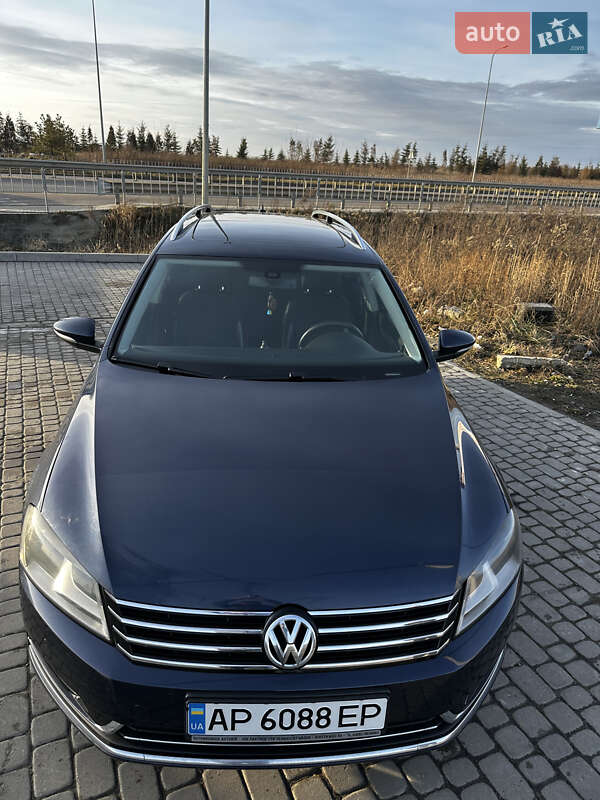Универсал Volkswagen Passat 2011 в Львове