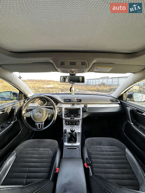 Универсал Volkswagen Passat 2011 в Львове