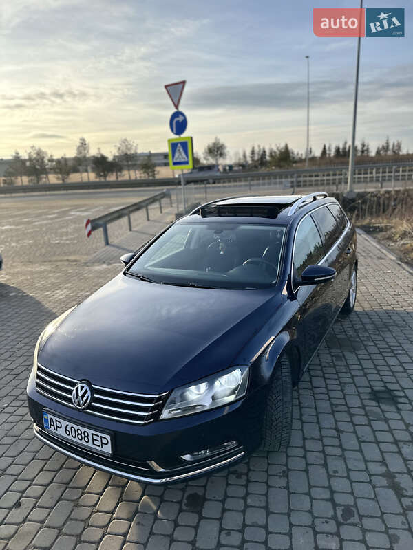 Универсал Volkswagen Passat 2011 в Львове