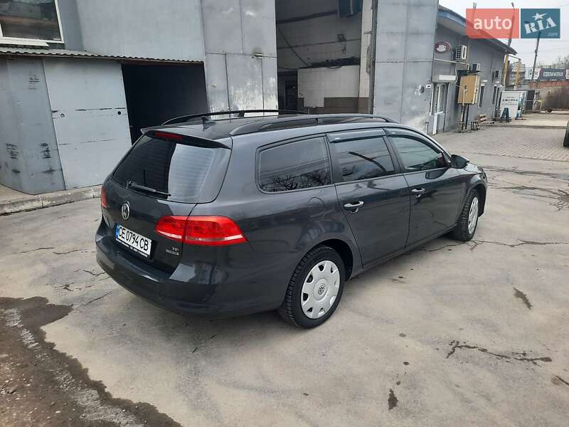 Универсал Volkswagen Passat 2011 в Черновцах