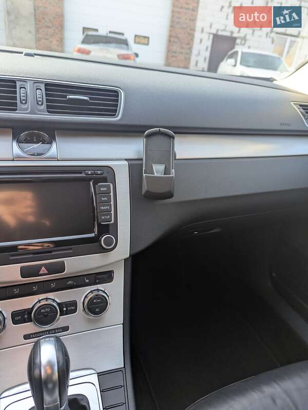 Универсал Volkswagen Passat 2011 в Чернигове