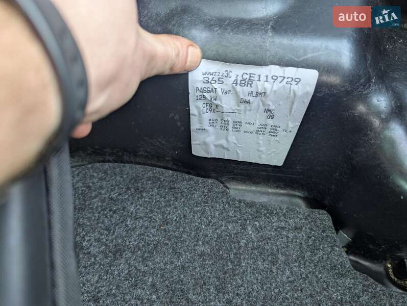 Универсал Volkswagen Passat 2011 в Чернигове