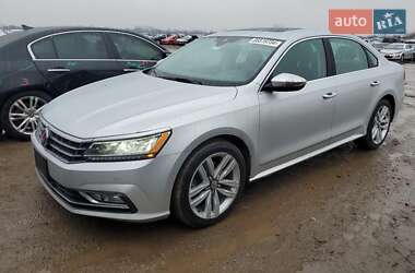 Седан Volkswagen Passat 2017 в Львове