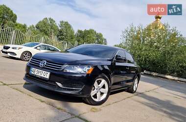 Седан Volkswagen Passat 2013 в Днепре