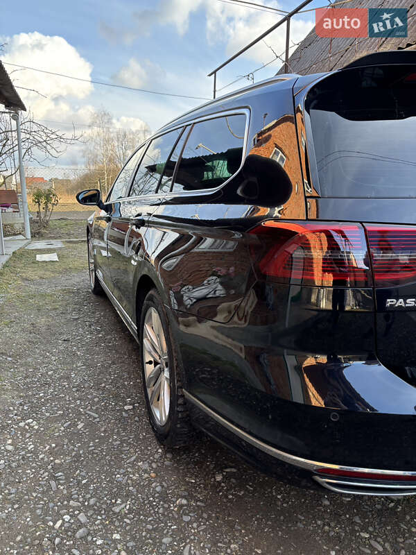 Универсал Volkswagen Passat 2015 в Хусте