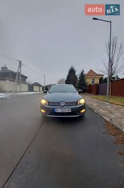 Универсал Volkswagen Passat 2014 в Софиевской Борщаговке