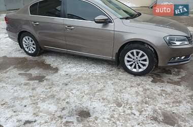 Седан Volkswagen Passat 2011 в 