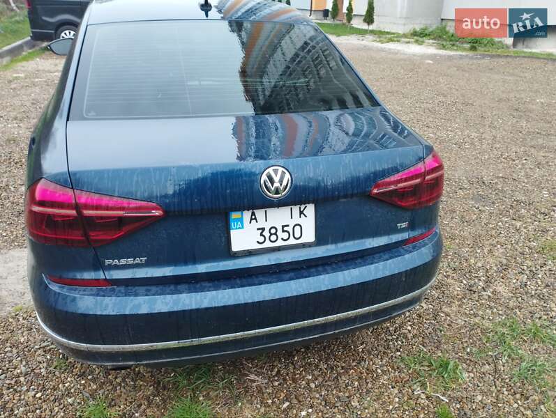 Седан Volkswagen Passat 2019 в Киеве