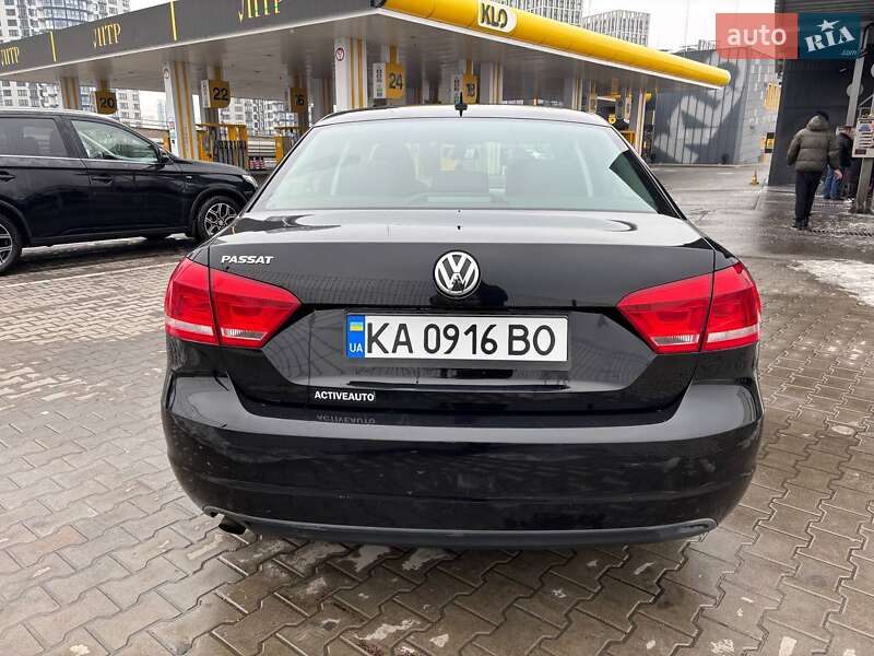 Седан Volkswagen Passat 2012 в Киеве