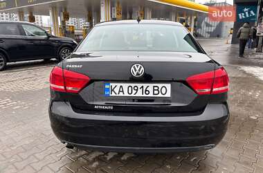 Седан Volkswagen Passat 2012 в 