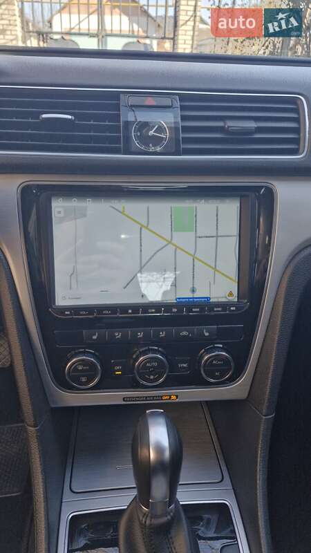 Седан Volkswagen Passat 2013 в Подольске