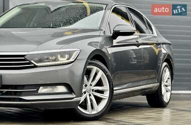 Седан Volkswagen Passat 2016 в Львові