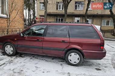 Универсал Volkswagen Passat 1993 в Виннице