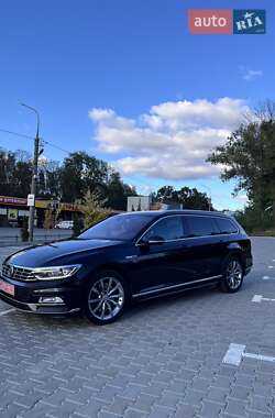 Універсал Volkswagen Passat 2017 в Тернополі