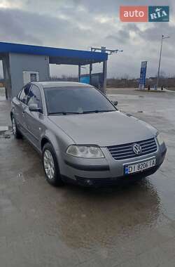 Седан Volkswagen Passat 2002 в Тлумаче