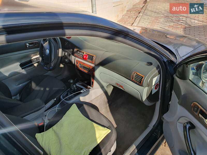 Седан Volkswagen Passat 1997 в Тернополе