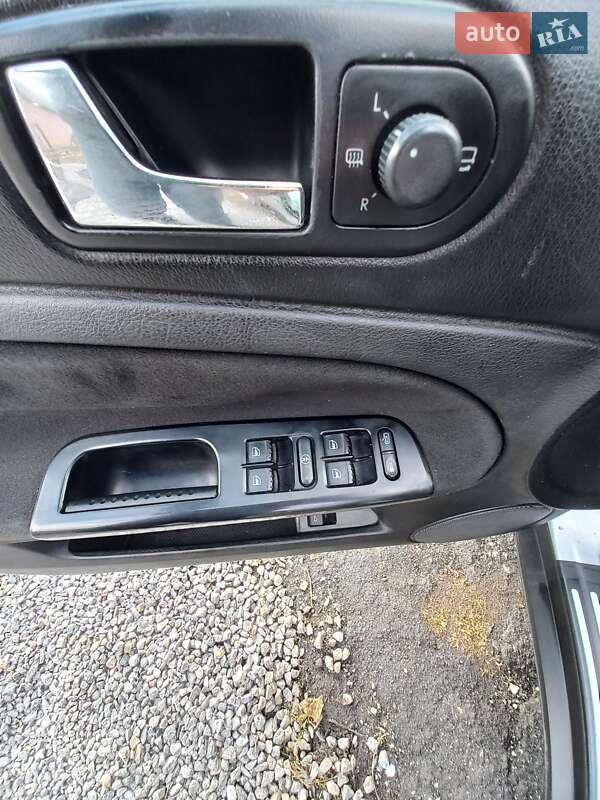 Універсал Volkswagen Passat 2002 в Жмеринці