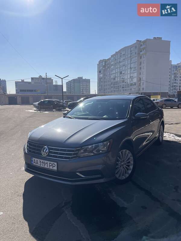 Седан Volkswagen Passat 2016 в Чернигове