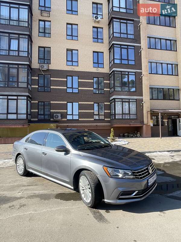 Седан Volkswagen Passat 2016 в Чернигове