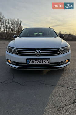 Універсал Volkswagen Passat 2015 в Горішніх Плавнях