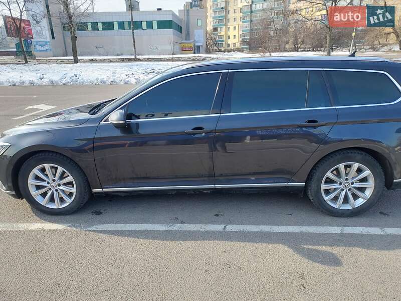 Универсал Volkswagen Passat 2017 в Каменском
