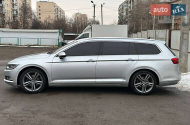 Універсал Volkswagen Passat 2016 в Харкові