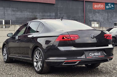 Седан Volkswagen Passat 2021 в Луцке