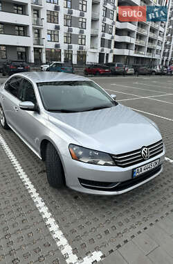 Седан Volkswagen Passat 2012 в 