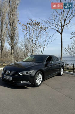 Седан Volkswagen Passat 2017 в Одесі