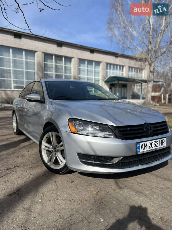 ジャベリン volkswagen_passat__589336504fx.jpg
