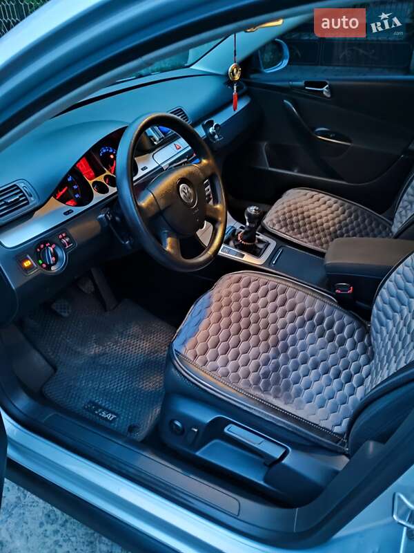 Седан Volkswagen Passat 2007 в Любашевке