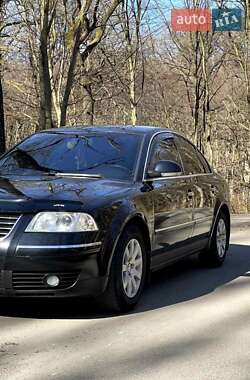 Седан Volkswagen Passat 2005 в Луцьку