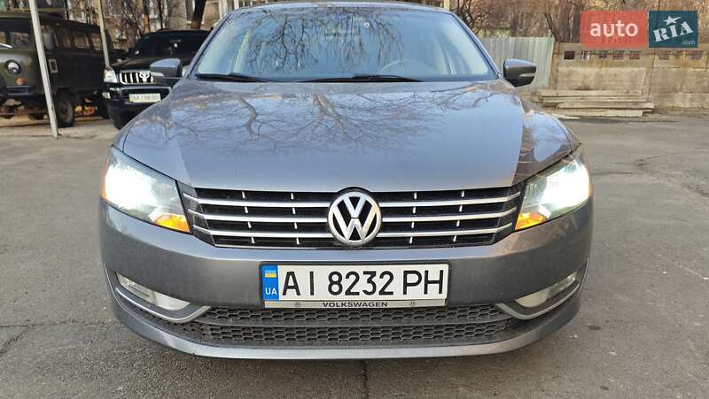 Седан Volkswagen Passat 2013 в Киеве