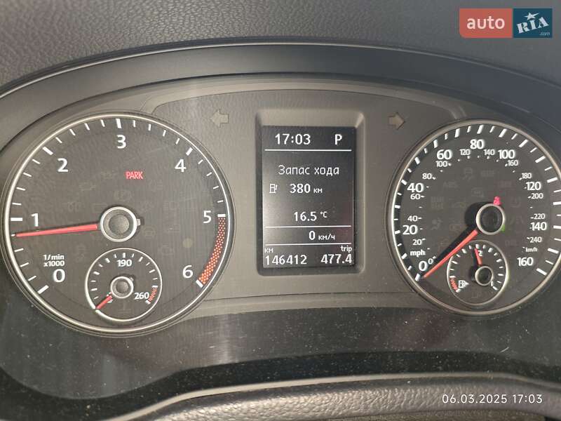 Седан Volkswagen Passat 2013 в Киеве
