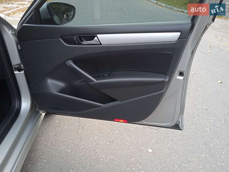 Седан Volkswagen Passat 2012 в Белой Церкви