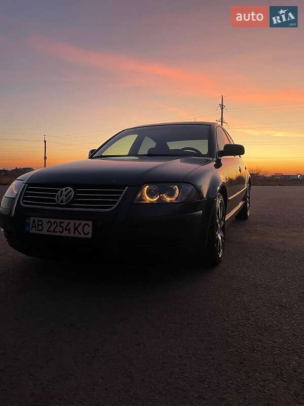 Седан Volkswagen Passat 2002 в Вінниці