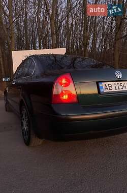 Седан Volkswagen Passat 2002 в 