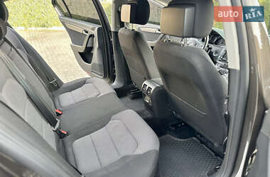 Седан Volkswagen Passat 2013 в 
