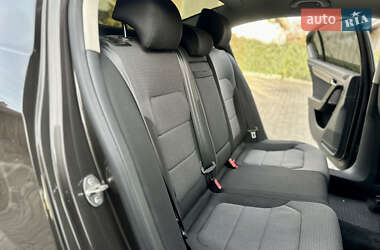 Седан Volkswagen Passat 2013 в 